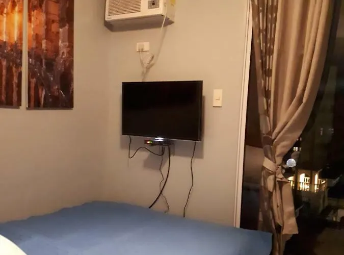 Apartment 1br With Balcony Overlooking Pool Chateau Elysee Near Naia